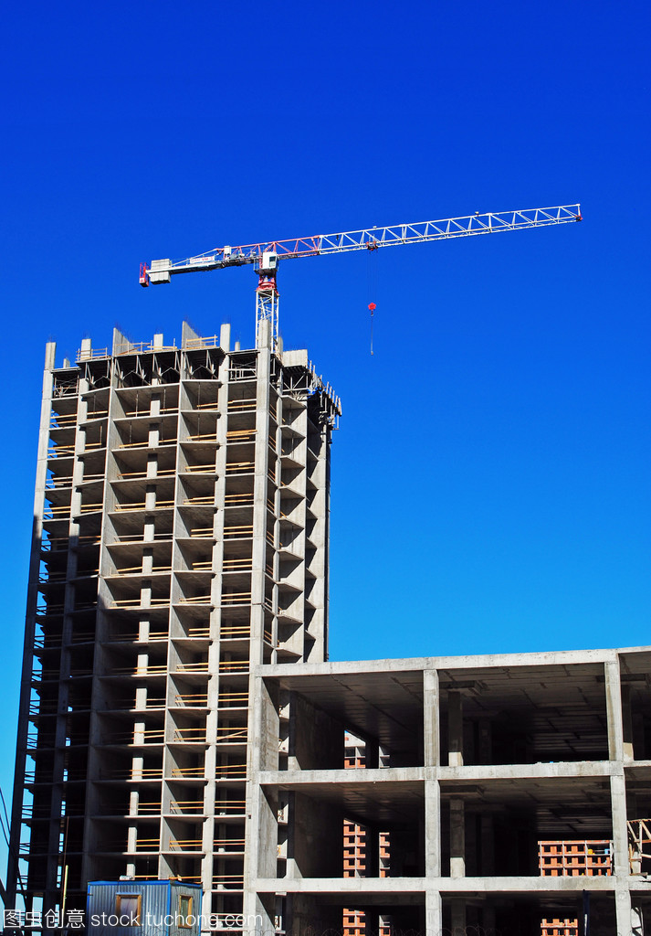 陽光燦爛的日子里，房地產建筑的革新與未來